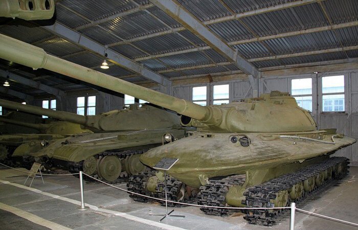Странные советские танки, которые пытались запустить в серийное производство (6 фото)